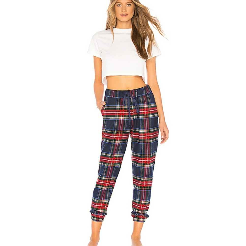 NWT REVOLVE PLUSH PLAID JOGGER PAJAMA Tartan…